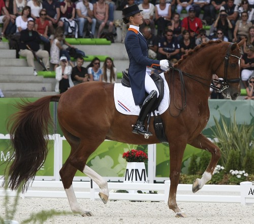 Bronze medal for Adelinde Cornelissen and Jerich Parzival © Ilse Schwarz dressage-news.com